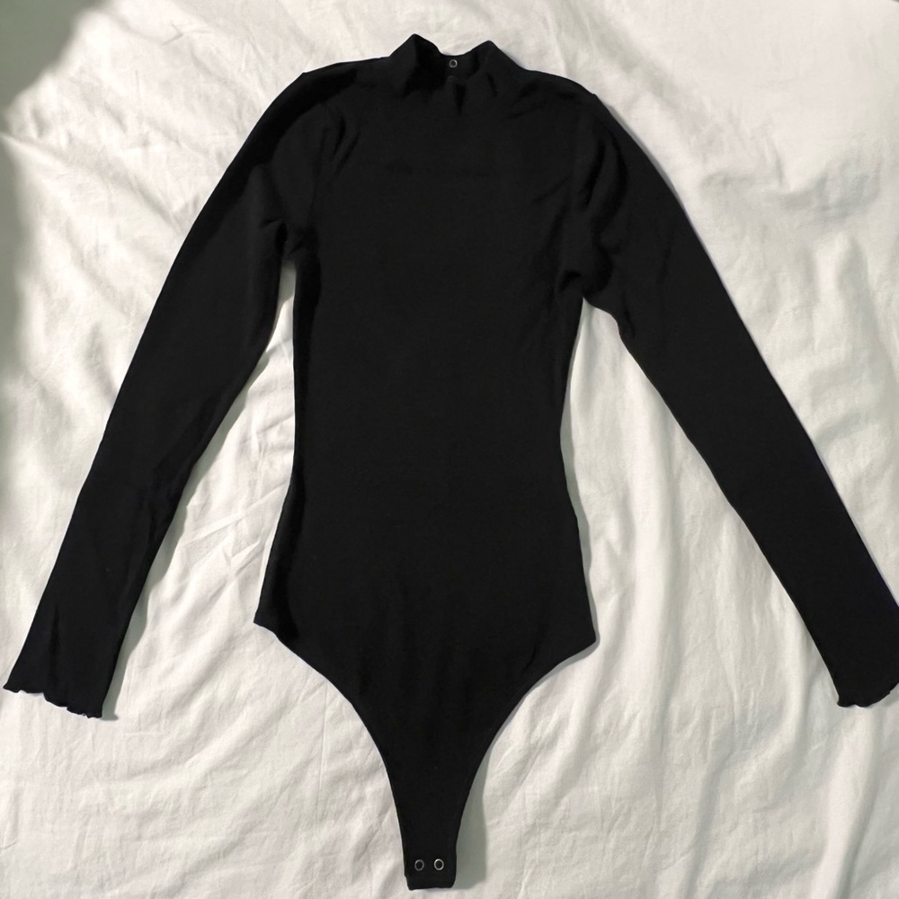 Abercrombie & Fitch Mock Neck Open Back Bodysuit